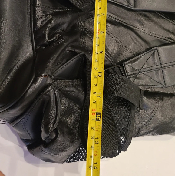 NWT Diamond plate Buffalo leather  backpack patches black color - Picture 5 of 13